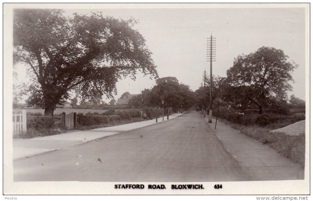 CPSM  -    STAFFORD  ROAD  -  BLOXWICH   ( écrit Au Dos : The Convent ) - Sonstige & Ohne Zuordnung