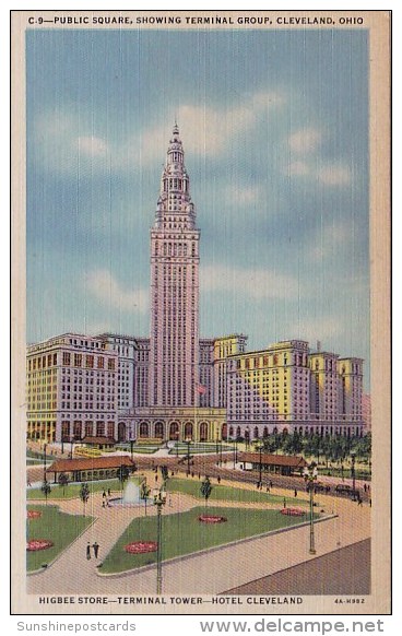 Public Square Showing Terminal Group Higbee Store Terminal Tower Hotel Cleveland Ohio - Toledo