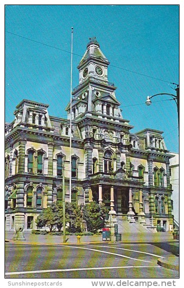 Muskingum County Courthouse Zanesville Ohio - Zanesville