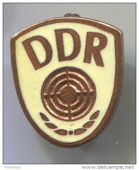 ARCHERY / SHOOTING - Army, Military, East Germany, DDR, Enamel, Pin, Badge - Archery