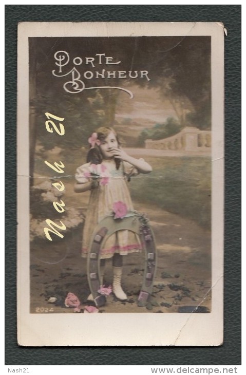 Carte Postale Début XXe S. -  Porte-Bonheur, Fillette Et Fer à Cheval - Scene & Paesaggi