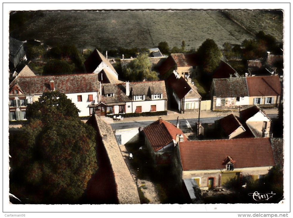 28 - Abondant - L'Hostellerie Saint Pierre - Vue Aérienne - Editeur: Combier N° 6683 - Autres & Non Classés