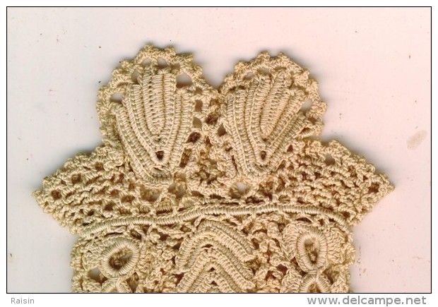 Gants Blanc écru  Dame Au Crochet Confection Artisanale Bretonne Poignet Dentelle   TBE - Autres & Non Classés