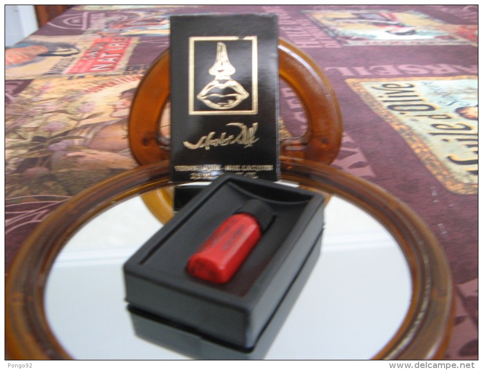 Miniature Vernis Laque SALVADOR DALI, Contenu Inutilisable - Produits De Beauté