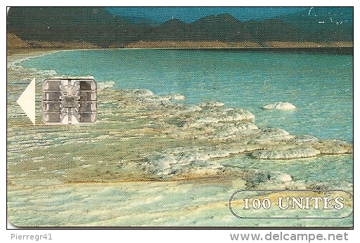 CARTE-PUCE-OPT-DJIBOUTI-1 00U--SC7-SCHLUM-LAC  SALE-V°NEW LOGO DJIBOUTI- N°Série Sur Rectangle Bleu-TBE-RARE - Djibouti