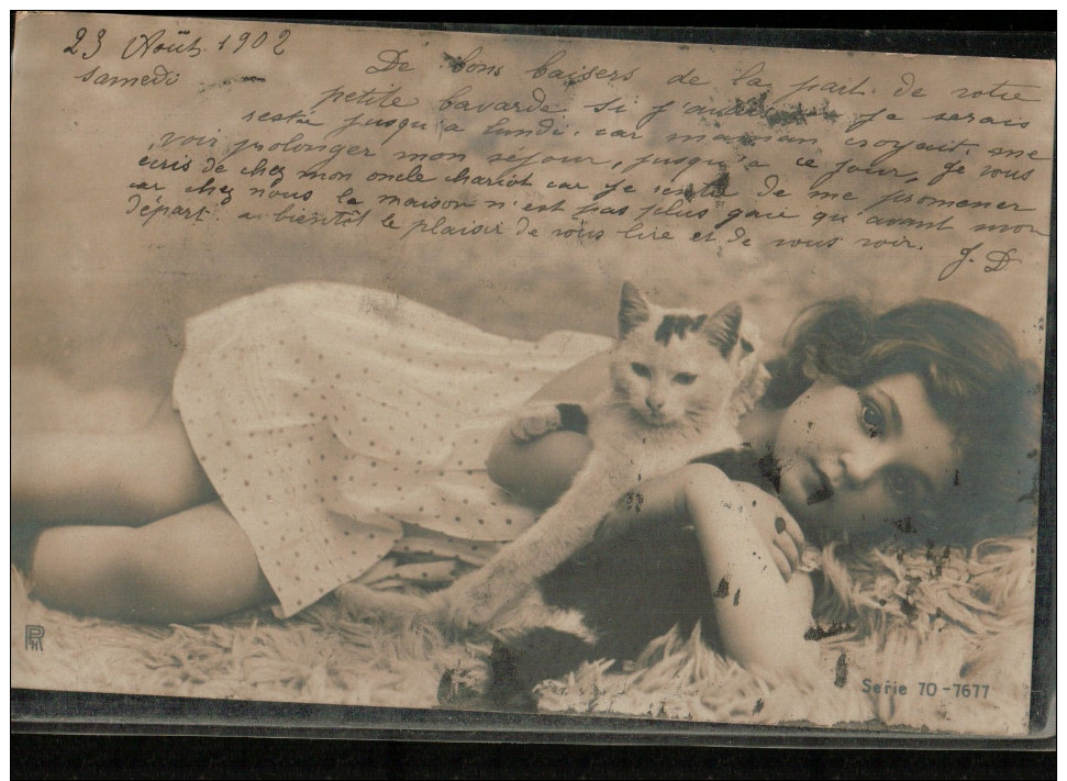 Carte Fantaisie  Précurseur De 1902     Avec UNE PETITE FILLE Et  UN CHAT - Chats