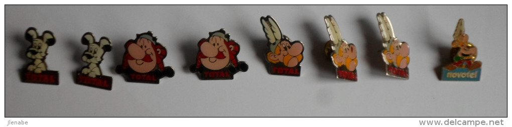 ASTERIX Lot 8 Pins - Pin's