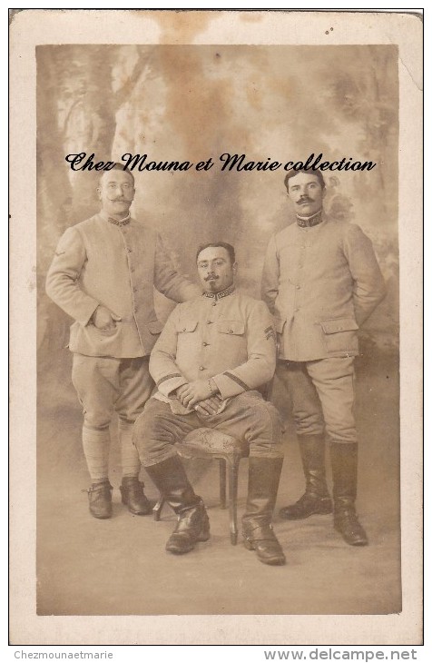 CPA CARTE PHOTO MILITAIRE 107 EME REGIMENT 2 CHEVRONS 2263 - Personnages