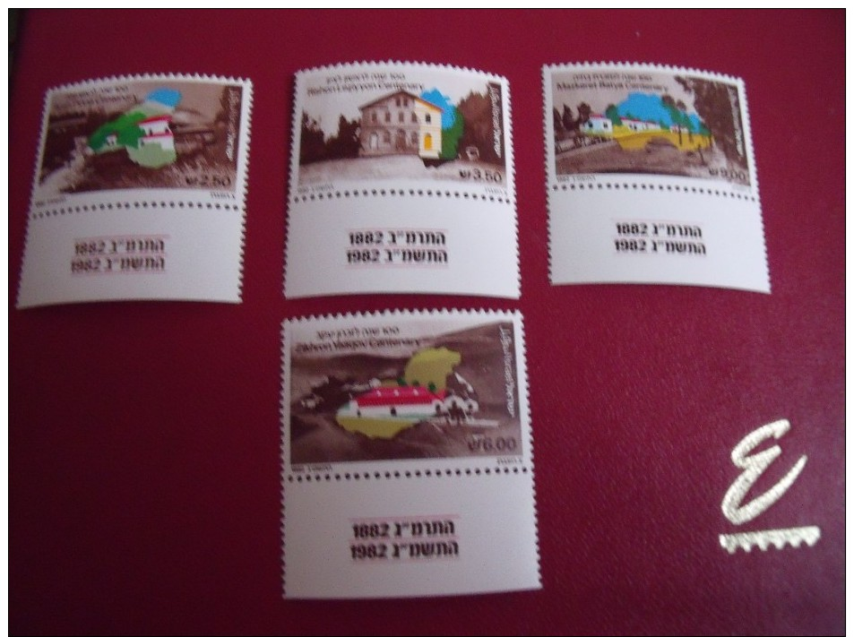 ( L 135    )   Timbres  Israel   Année;  1982    Y.T.  Neuf  **   N° 834 / 835 -837-838 - Neufs (avec Tabs)