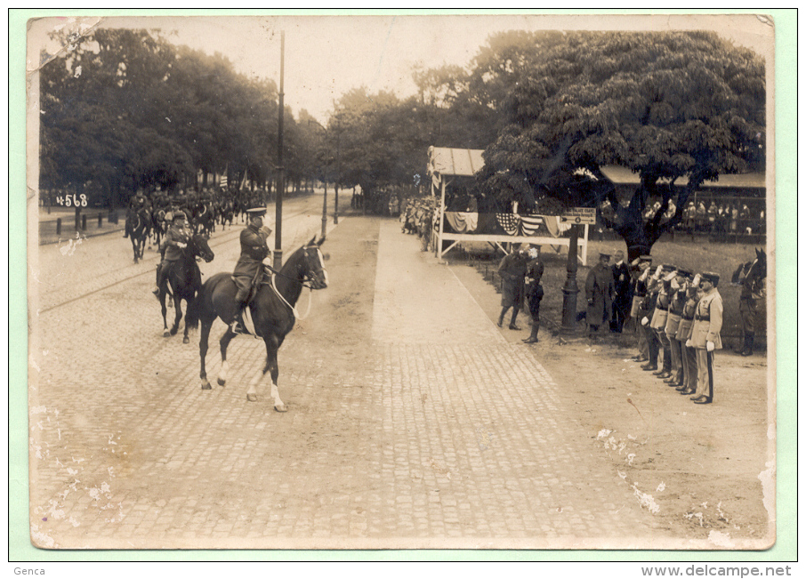 COBLENCE -Koblenz-  9 ph.- Remplacement des troupes américaines par l´armée française à Coblence en 1923 ? (à confirmer)