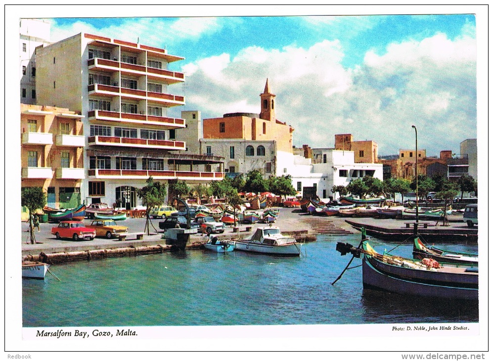 RB 1009 - John Hinde Postcard -  Cars At Marsalforn Bay - Gozo Malta - Malta