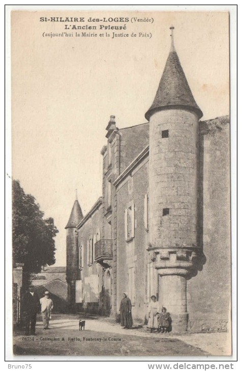 85 - SAINT-HILAIRE-DES-LOGES - L'ancien Prieuré - Robin 1754 - Saint Hilaire Des Loges