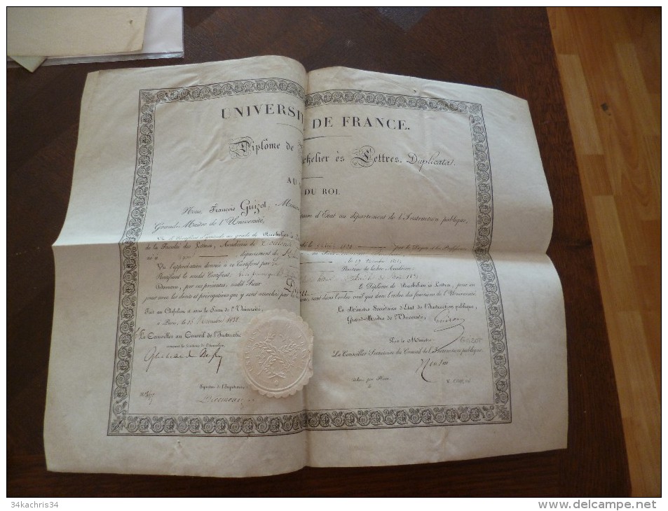 Grand Diplôme Sur Peau Université De France Bachelier ès Lettres. 1845. Paris Voir Autographes Dont Orfila. - Diploma & School Reports