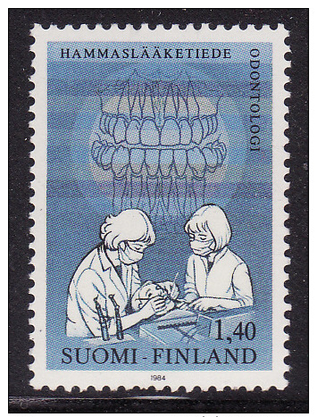 Finland #695 F-VF Mint NH ** Dentistry - Nuevos