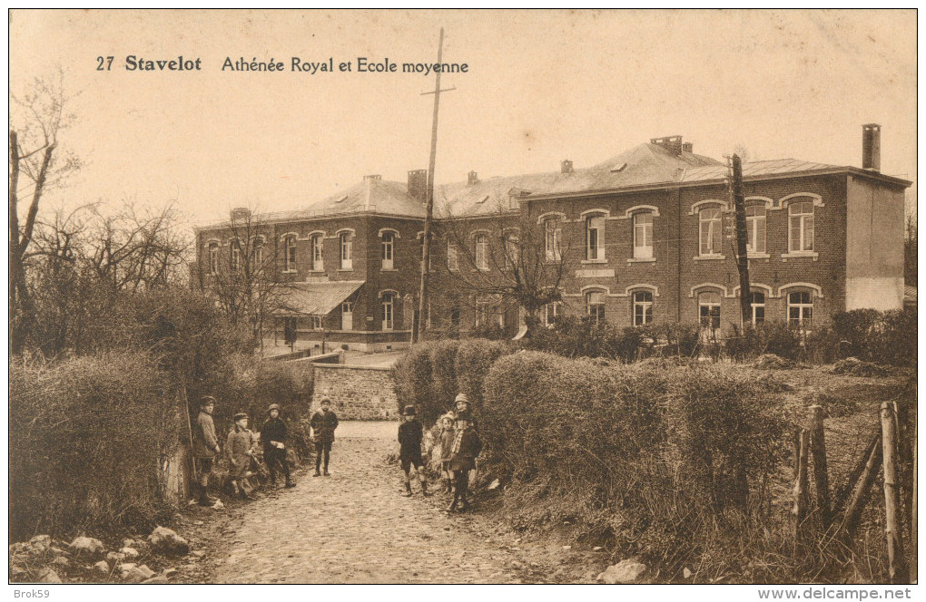 STAVELOT - ATHENEE ROYAL ET ECOLE MOYENNE - Stavelot