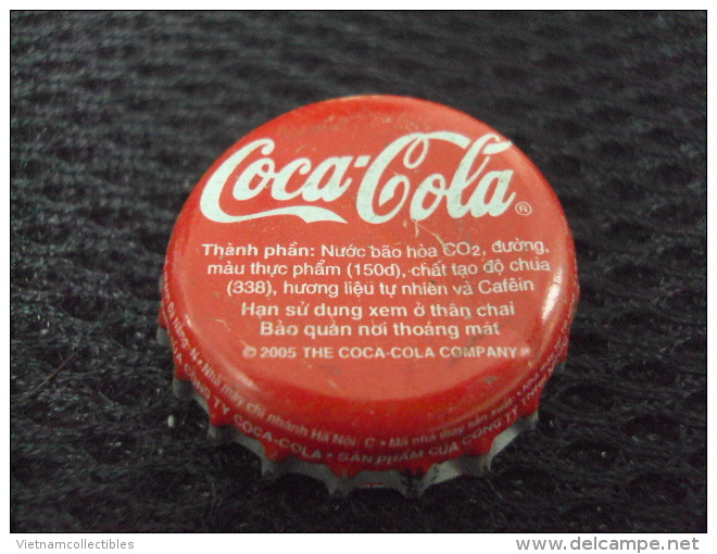 Vietnam Viet Nam Coca Cola Used Bottle Crown Cap 2005 / Kronkorken / Chapa / Tappi - Mützen/Caps