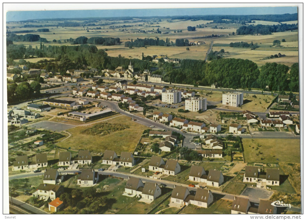 INGRANDES. - Vue Générale Aérienne. CPM. - Ingrandes