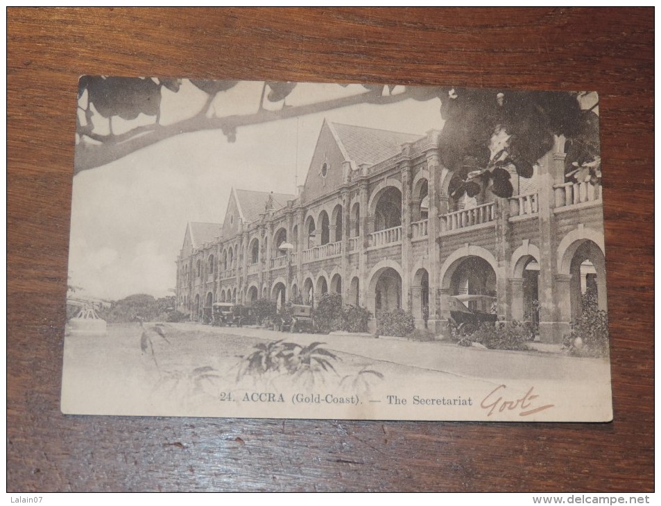 Carte Postale Ancienne : GHANA , GOLD COAST:  ACCRA  : The Secretariat - Ghana - Gold Coast