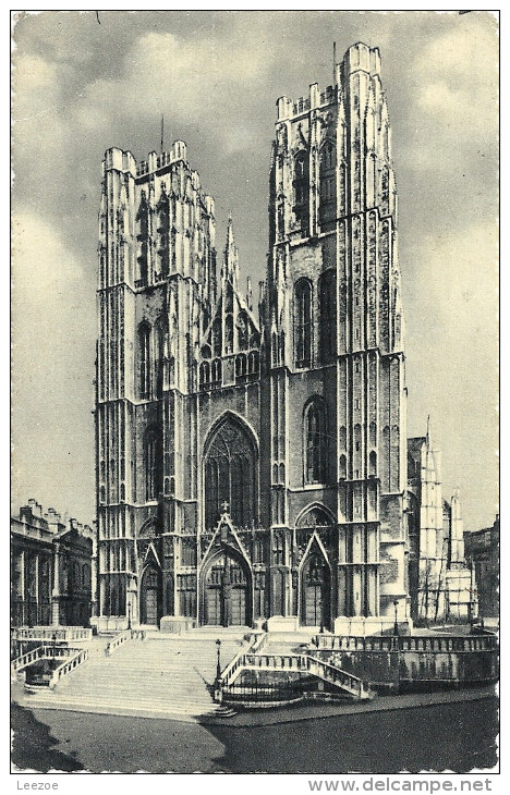 Carte Postale Bruxelles COLLEGIALE STE GUDULE ,TAMPON Taxe - Enseignement, Ecoles Et Universités