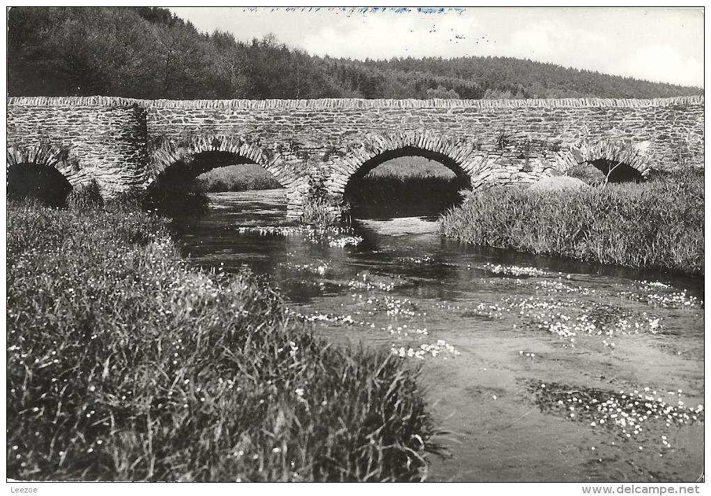 Carte Postale PALISEUL...Maissin Vallée De La Haute Lesse, Sous Les Arches De Schiste Du Vieux Pont Marie-Thérèse - Paliseul