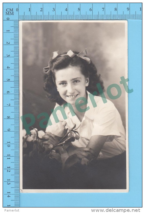 Cpa ( Photo Jeune Fille  Azo 1926-1940 ) Photo Carte Postale Postcard Recto/verso - Photographie