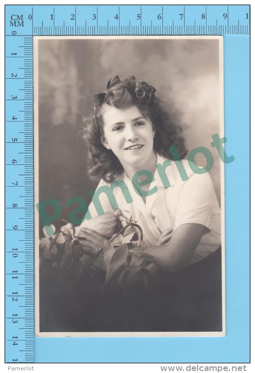 Cpa ( Photo Jeune Fille  Azo 1926-1940 ) Photo Carte Postale Postcard Recto/verso - Photographie