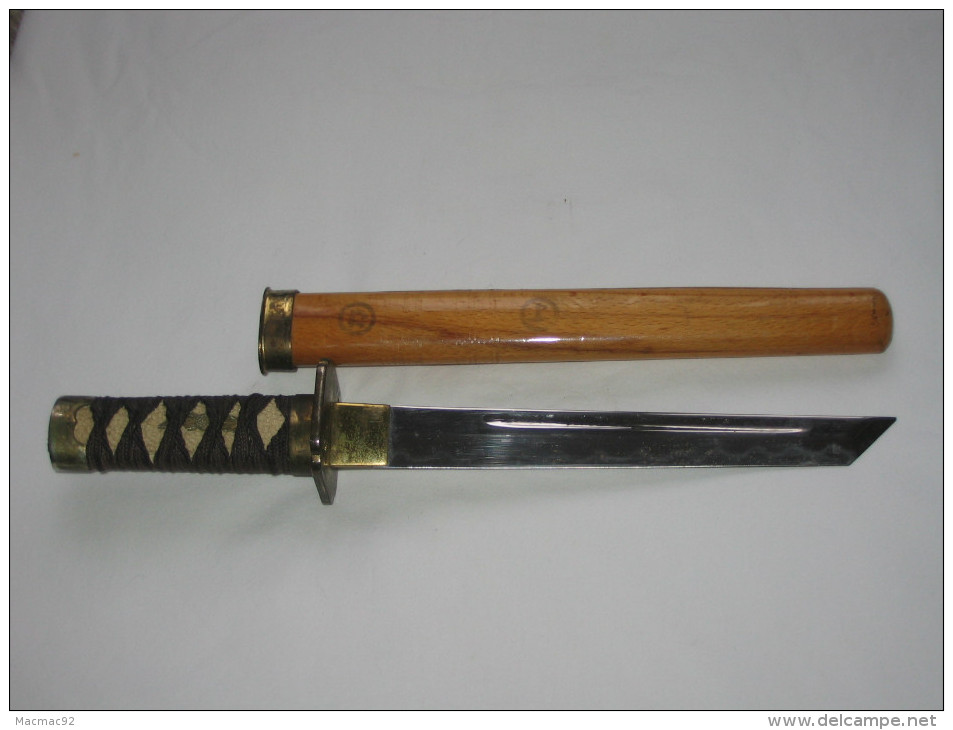 Couteau SABRE De Samourai Japonais  **** EN ACHAT IMMEDIAT **** - Armes Blanches