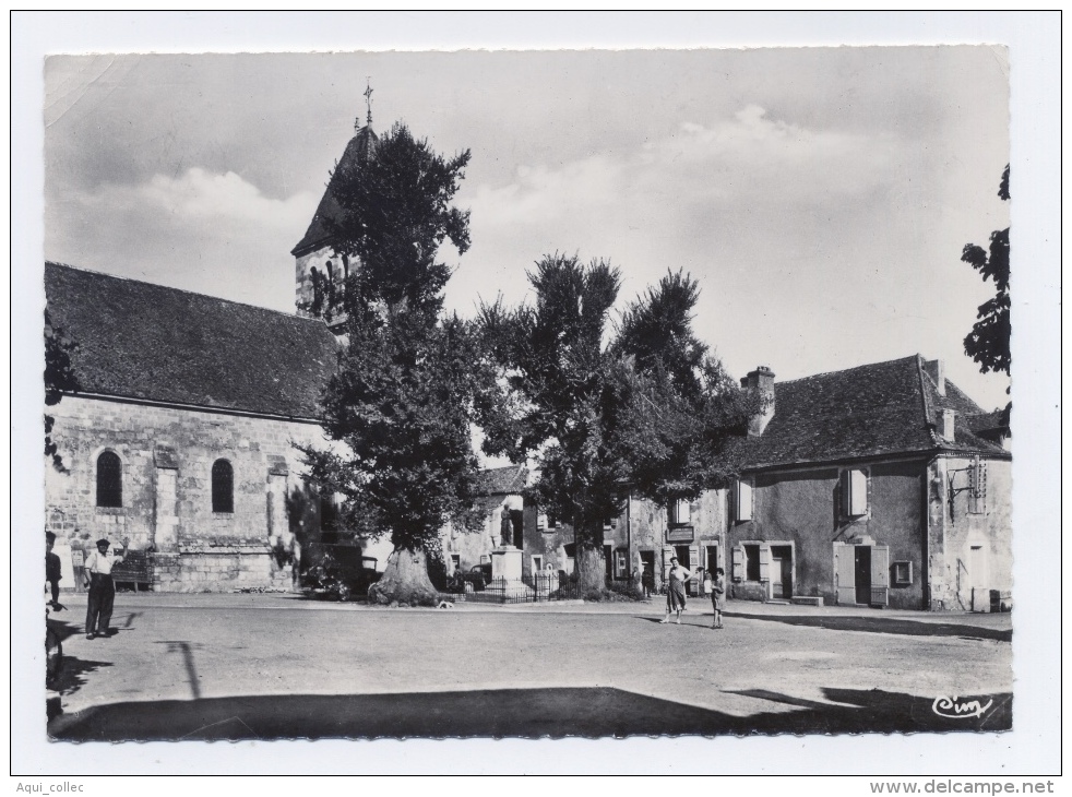 CORGNAC SUR L´ISLE    24   DORDOGNE  PERIGORD   LA PLACE - Autres & Non Classés