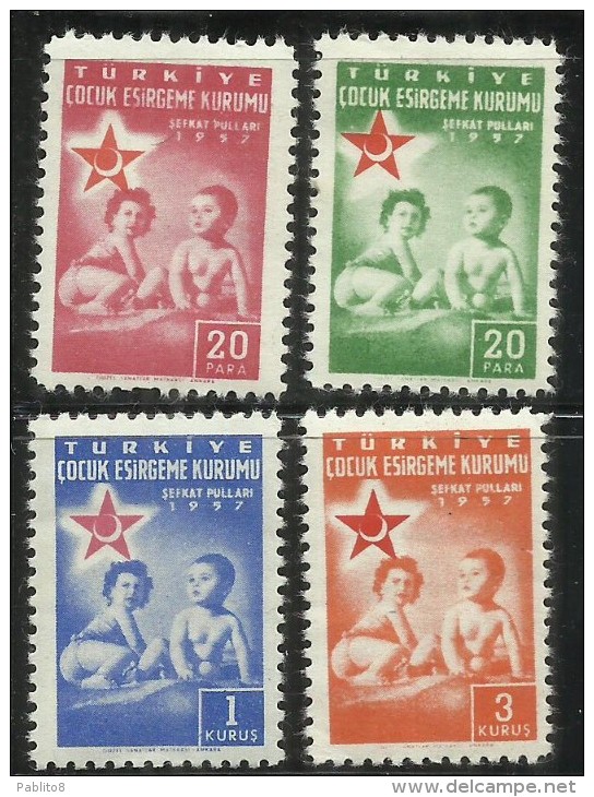 TURCHIA - TURKÍA - TURKEY 1957 POSTAL TAX CHILDREN SEGNATASSE BAMBINI COMPLETE SET SERIE COMPLETA MNH VARIETY VARIETA´ - Impuestos