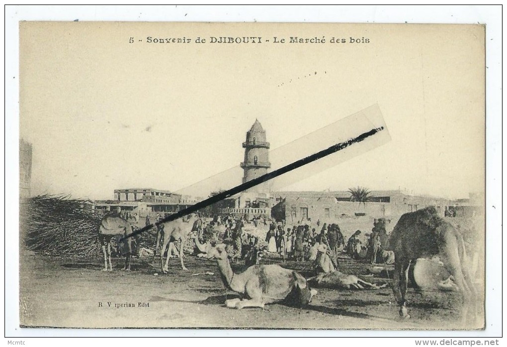 CPA  - Lot De 6 Cartes - Souvenir De Djibouti - Les Quais Des Douanes- Moulins à Vent Des Salines-Le Marché Des Bois - 5 - 99 Cartoline