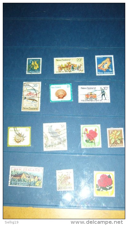 Lot De 13  Timbres Oblitérés - Collezioni & Lotti