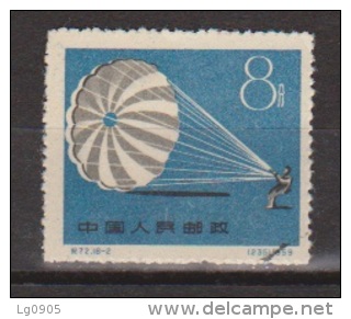 China Chine 496 Used ; Parachute Springen, Do Parachuting, Parachuter, Paracaidar, Year 1959 - Parachutisme