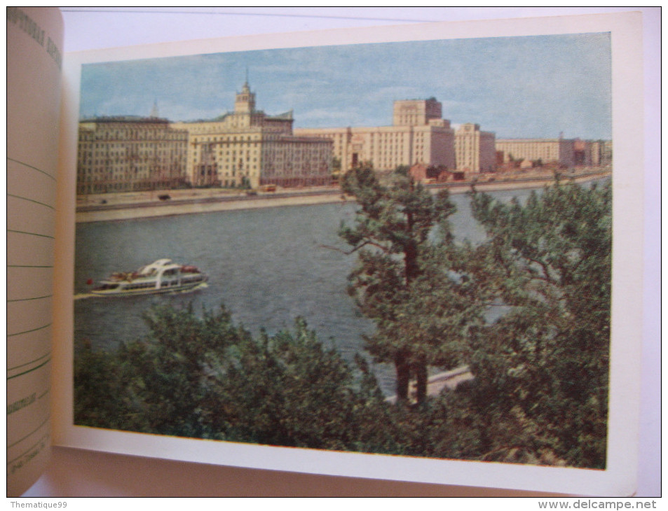 carnet d'entiers postaux d'URSS : thème enfants à vélo, voiture bus bateau, théatre, lampadaire, jardin fontaine, statue