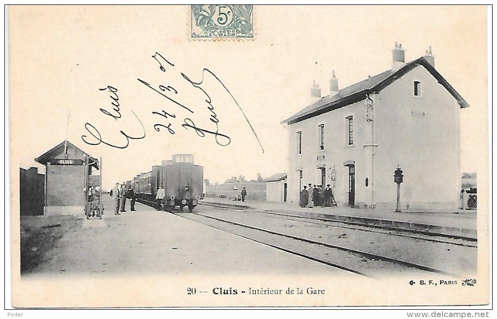 CLUIS - Intérieur De La Gare - Train - Autres & Non Classés