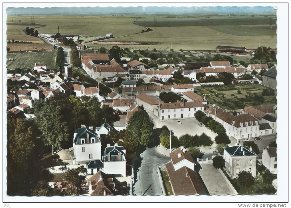 JOLIE CPSM COLORISEE ROISSY EN FRANCE, L'EGLISE, LE CHATEAU, VUE GENERALE, VAL D'OISE 95 - Roissy En France