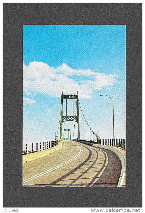 THOUSAND ISLANDS - ONTARIO - INTERNATIONAL BRIDGE JOINING UNITED STATES AND CANADA - PUBLISHED BY GANANOQUE - Thousand Islands
