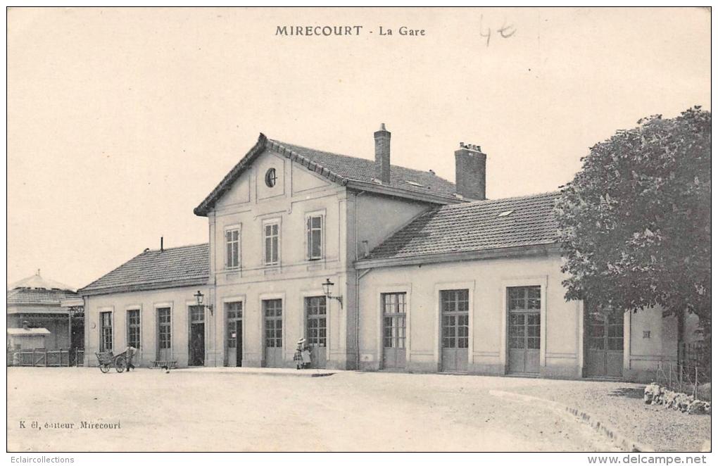 Mirecourt      88      La Gare   ( Voir Scan) - Mirecourt