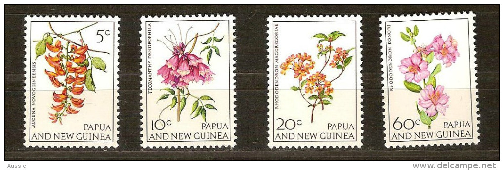 Papouasie Et Nouvelle-Guinée Papoea 1966 Yvertn° 101-04 *** MNH   Cote 4 Euro Flore - Papua New Guinea