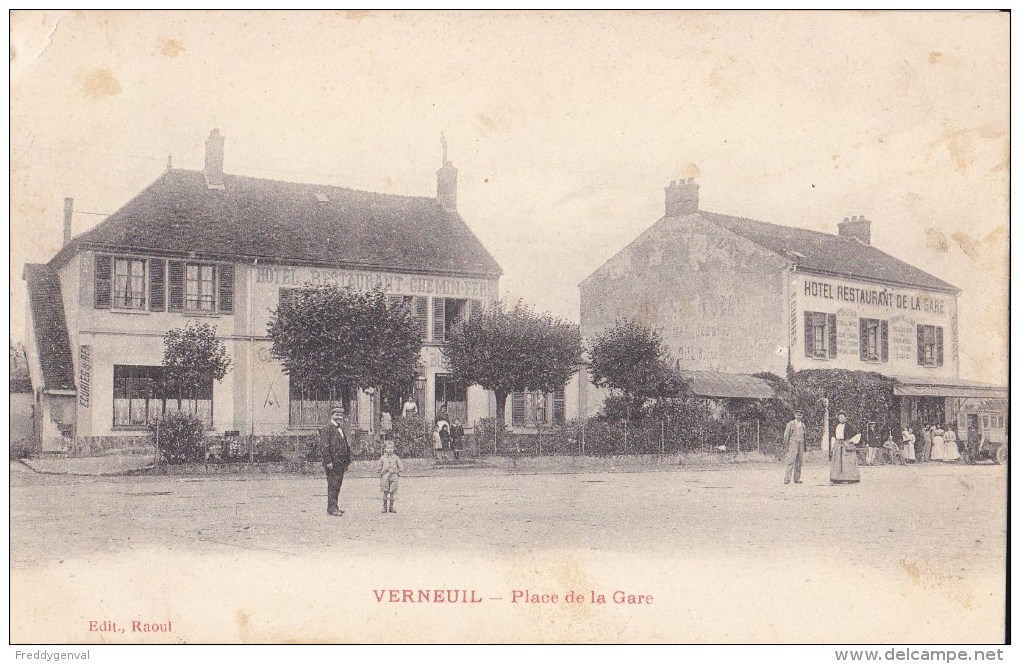 VERNEUIL PLACE DE LA  GARE - Verneuil Sur Seine