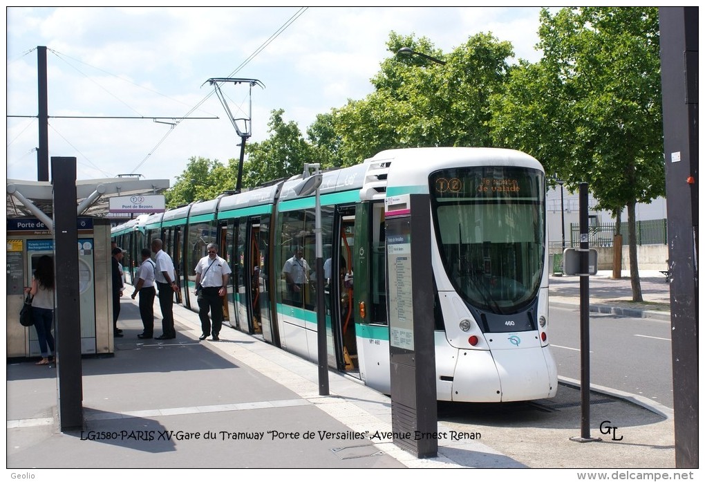 PARIS XV-Gare Du Tramway "Porte De Versailles", Avenue Ernest Renan Et Personnel RATP - Arrondissement: 02