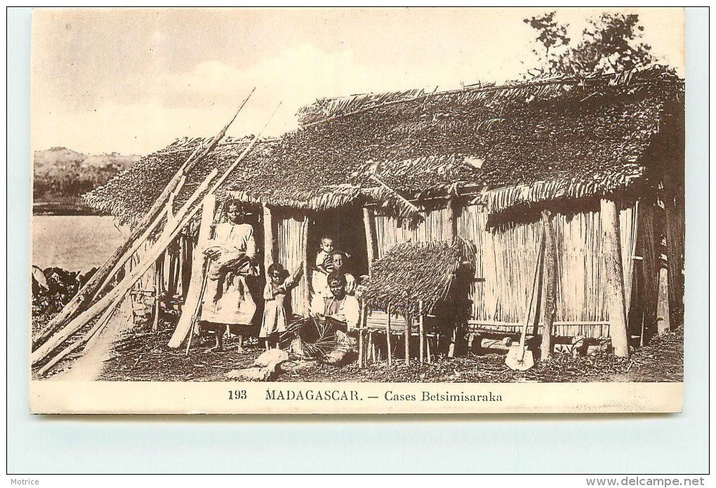 MADAGASCAR - Cases Betsimisaraka. - Madagascar