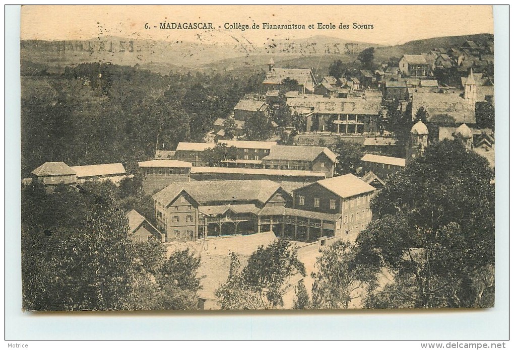 MADAGASCAR - Collège De Fianarantsoa Et école Des Sœurs. - Madagascar