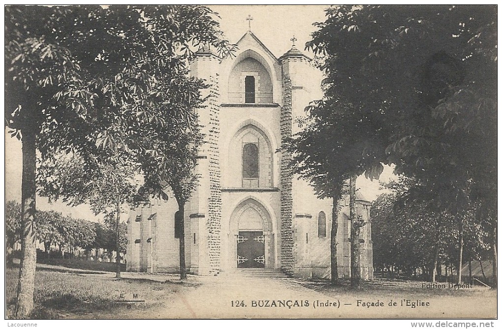 T 3898 BUZANCAIS  LA FACADE DE L EGLISE - Autres & Non Classés