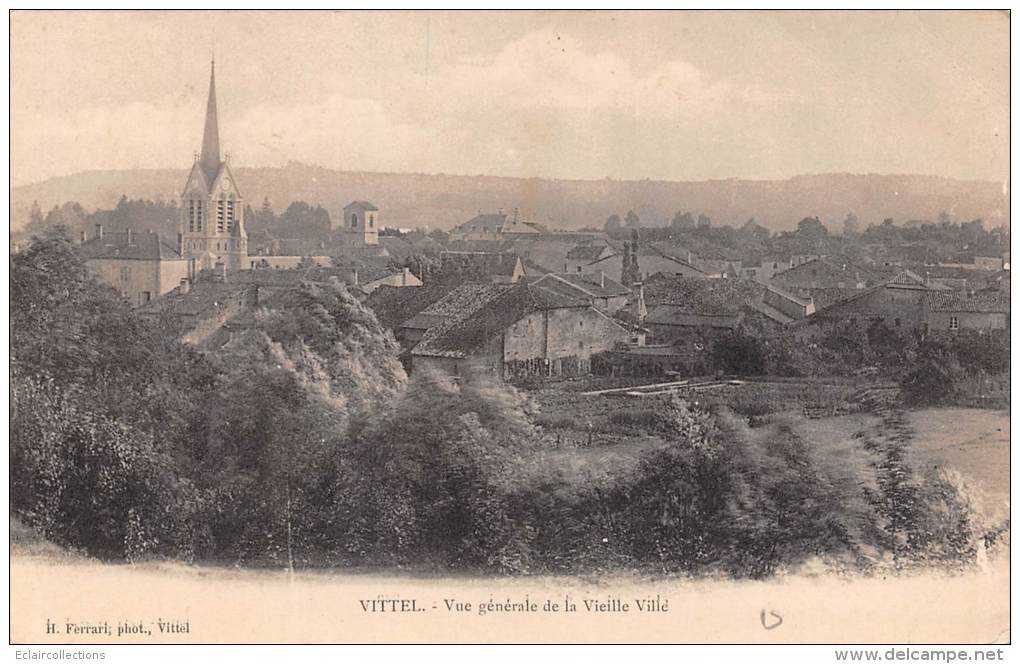 Vittel   88    Vue Générale - Contrexeville