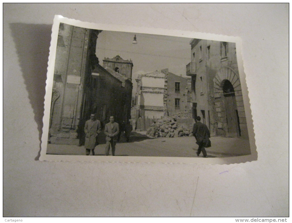 ENNA Una Via   Foto Numero 3 ( Originale 100 X 100 ) Fatta In  Un Viaggio Nel 1955 - Enna