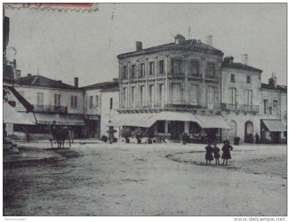 LESPARRE (LESPARRE-MEDOC, Gironde) - Place Gambetta - Hôtel Du Lion D'Or - Animée - Voyagée Le 7 Mars 1908 - Lesparre Medoc