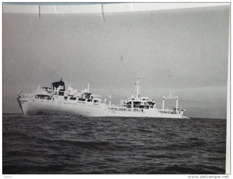 PHOTO ORIGINALE LOT 2 PETROLIER NAVIRE MONCEAU A BOUGIE ALGERIE BEJAIA - Bateaux