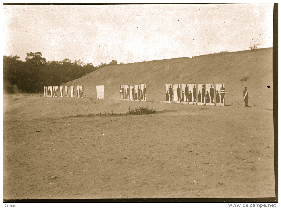 Plaque De Verre Militaire Cible De Tir Manoeuvre Camp Photo De 1901 - Guerre, Militaire