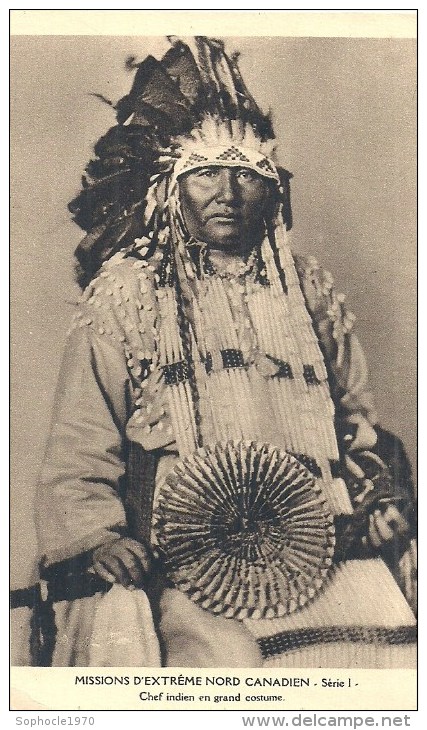 Missions D'Extrême Nord Canadien - Vers 1900 - Gros Plan -Chef Indien En Grand Costume - Nunavut