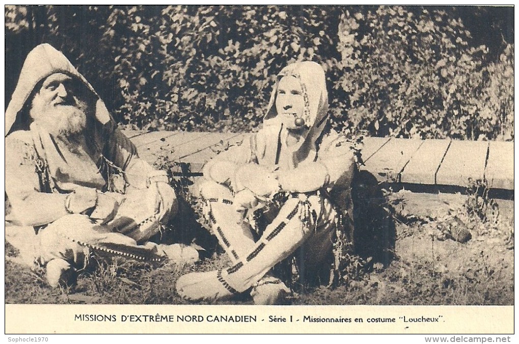 Missions D'Extrême Nord Canadien - Vers 1900 - Gros Plan - Indien - Missionnaires En Costume "Loucheux" - Nunavut